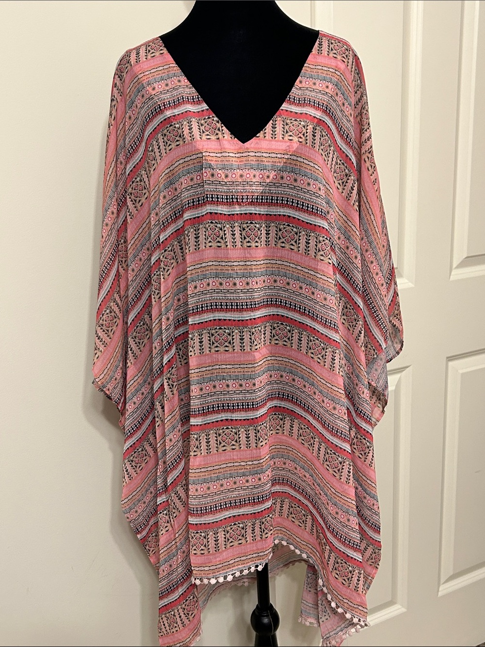 Pink Patterned V-Neck Boho Tunic/Beach Coverup